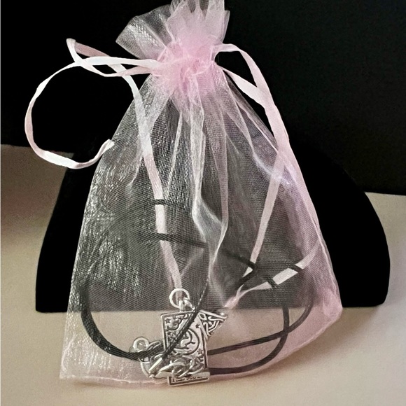 The Moon Tarot Card Pendant Necklace with a Starry Moon Back of Neck Charm - Picture 12 of 12